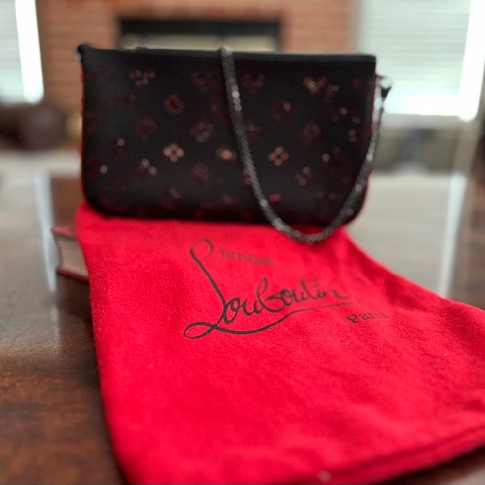 NWT Christian Louboutin.              Loubila Pouch BLACK-LOUBI/LOUBI